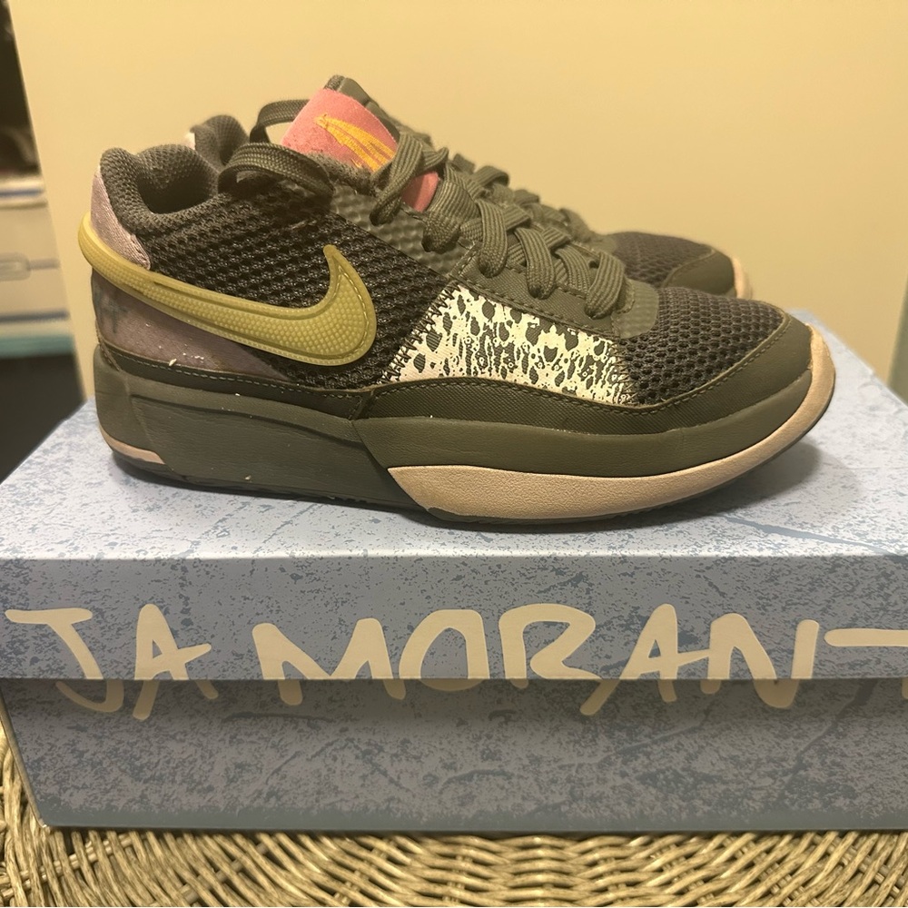 Nike Youth Ja Morant One Sneakers